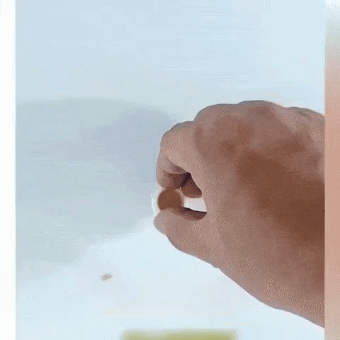 giful-gandaci-ezgif.com-video-to-gif-converter.gif__PID:a9b9bf25-6ff0-4c8d-a60b-410dd09f1e9c